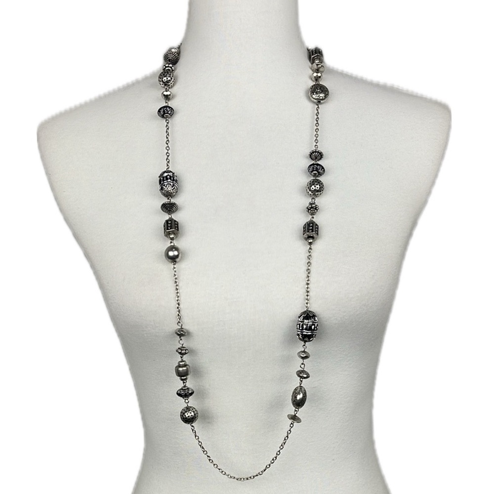 Black & Silver tone Beaded Ball Ornate Chain Necklace OS